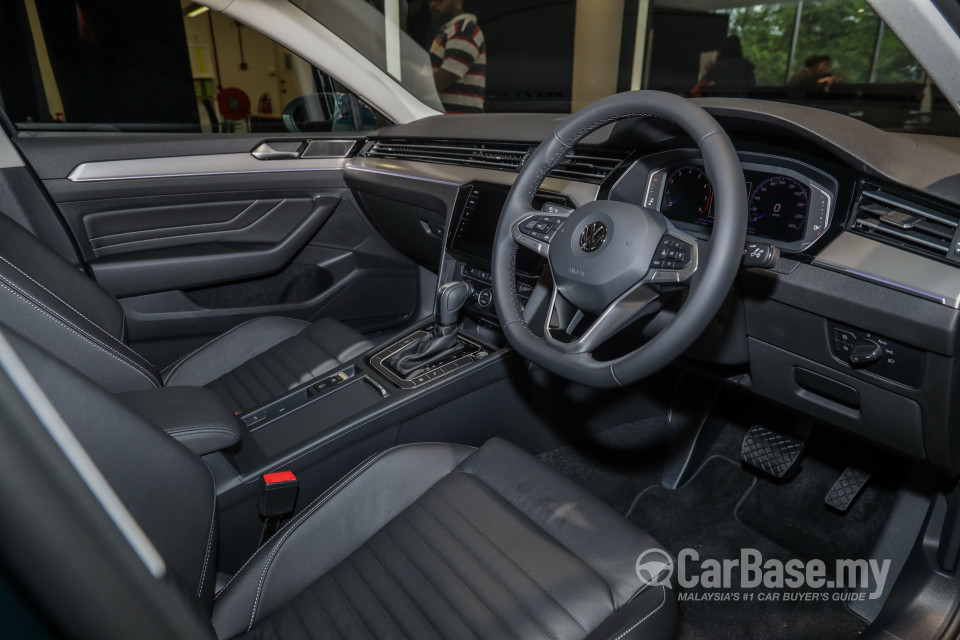 Volkswagen Passat B8.5 (2020) Interior