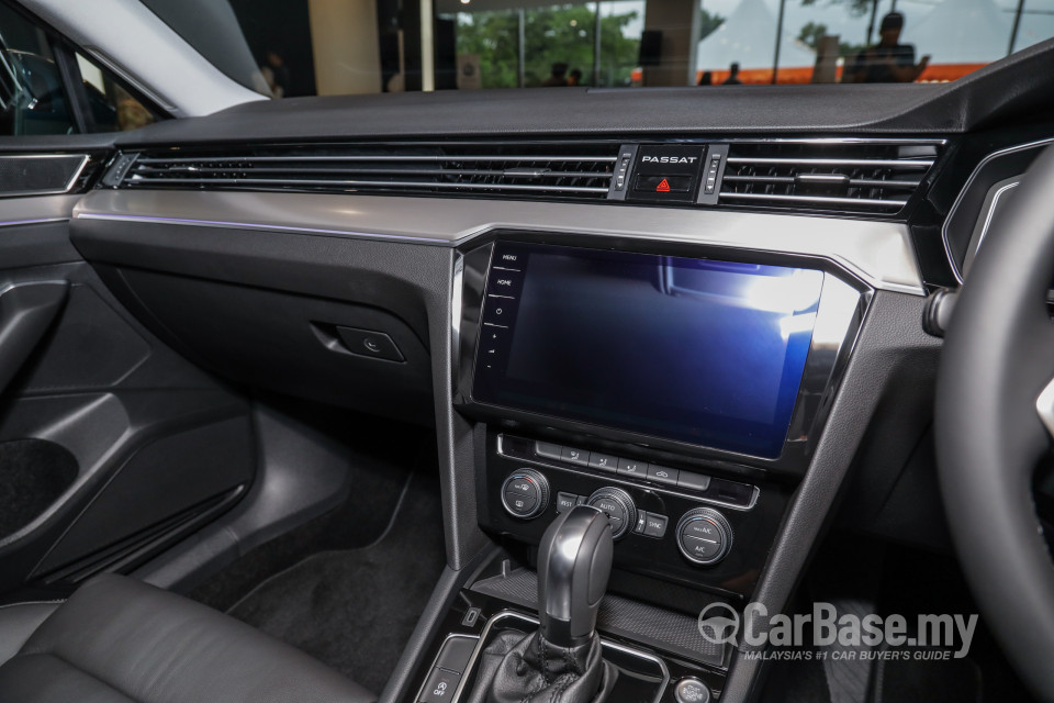 Volkswagen Passat B8.5 (2020) Interior