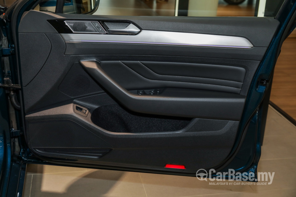 Volkswagen Passat B8.5 (2020) Interior