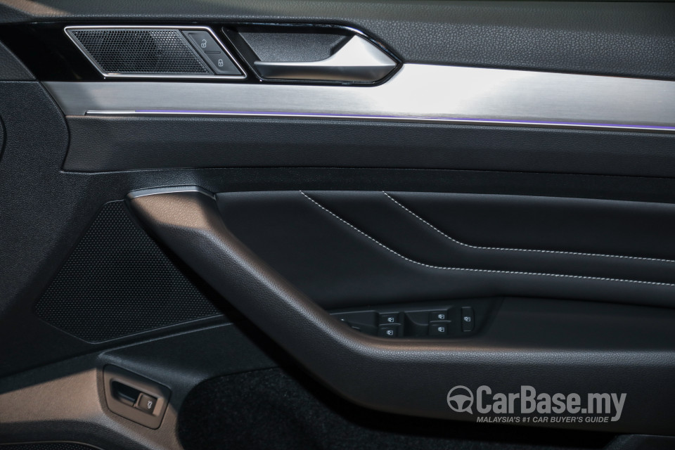 Volkswagen Passat B8.5 (2020) Interior
