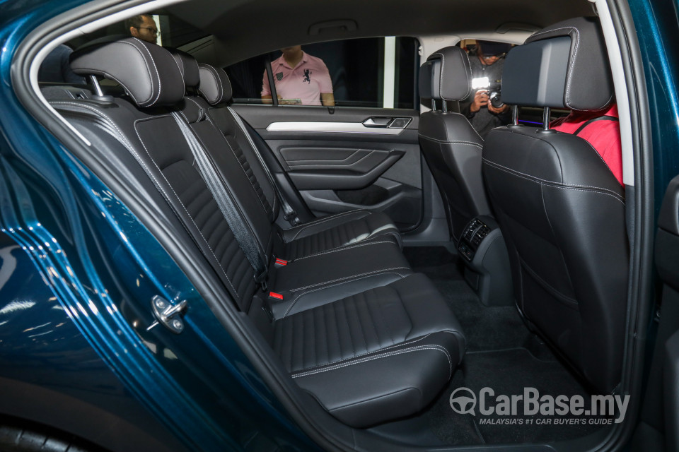 Volkswagen Passat B8.5 (2020) Interior