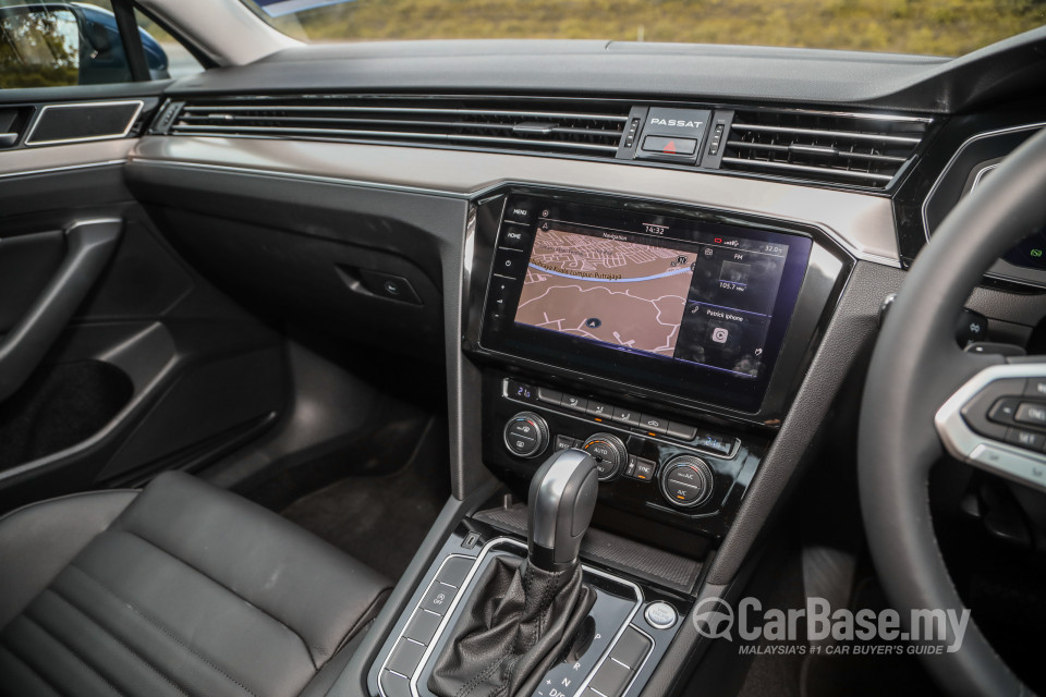 Volkswagen Passat B8.5 (2020) Interior