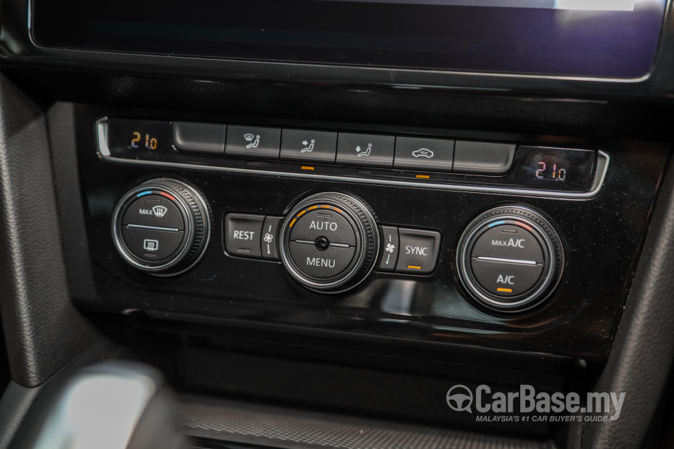 Volkswagen Passat B8.5 (2020) Interior