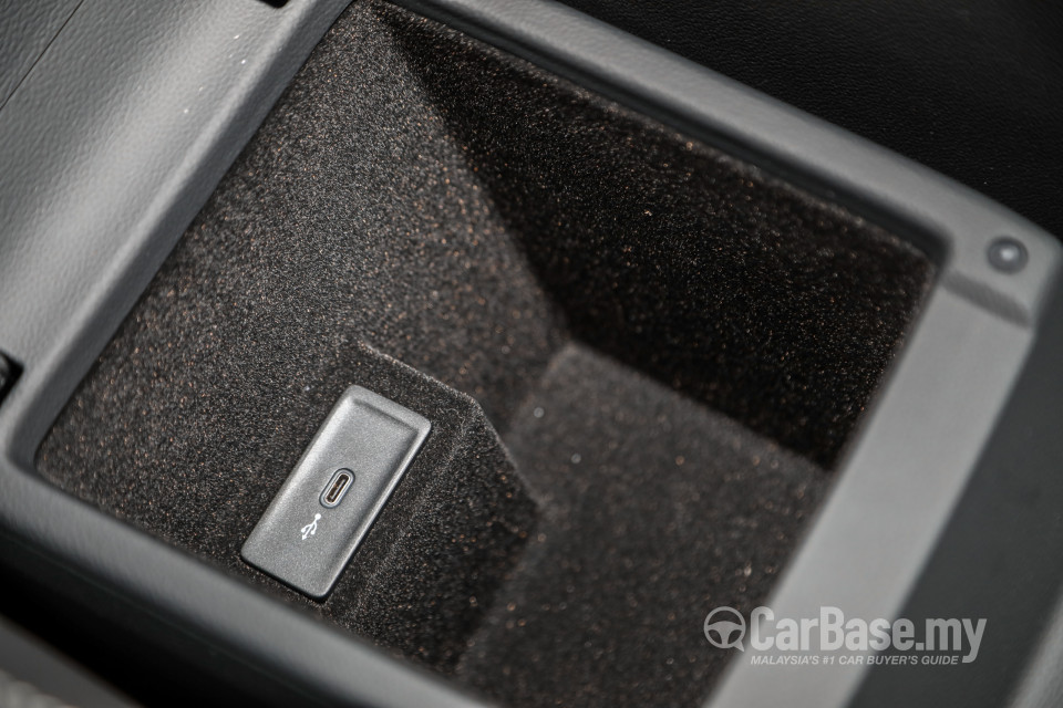 Volkswagen Passat B8.5 (2020) Interior