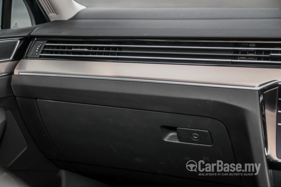 Volkswagen Passat B8.5 (2020) Interior