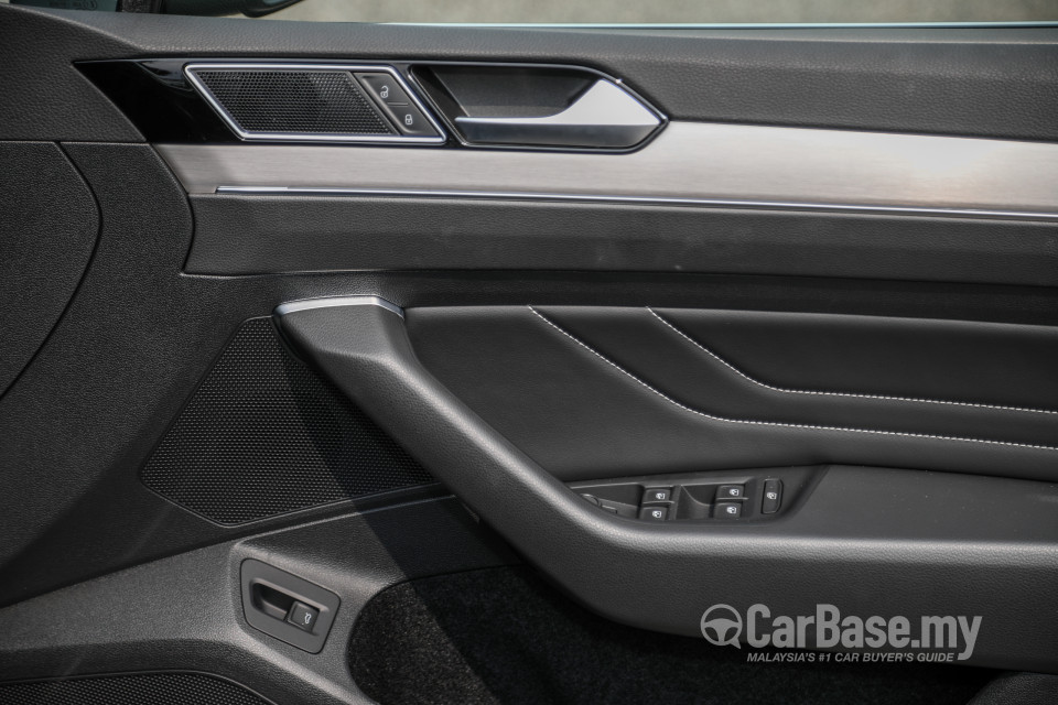 Volkswagen Passat B8.5 (2020) Interior