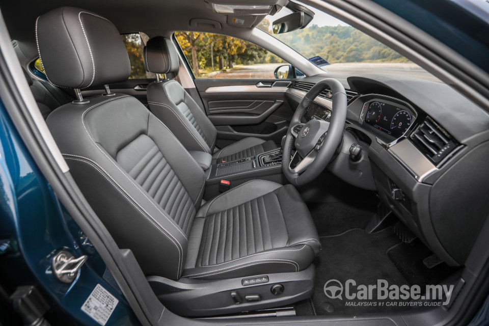 Volkswagen Passat B8.5 (2020) Interior