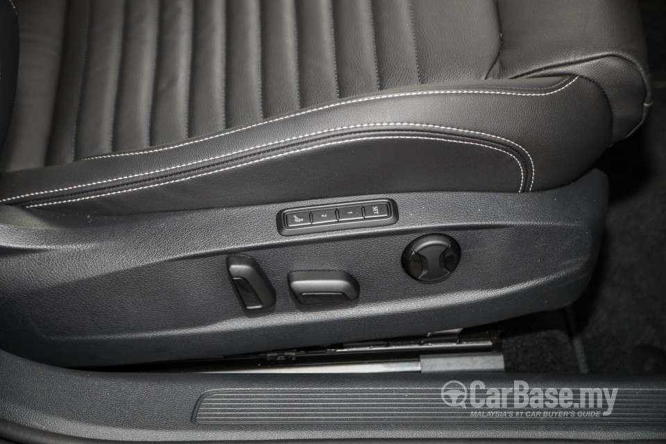 Volkswagen Passat B8.5 (2020) Interior