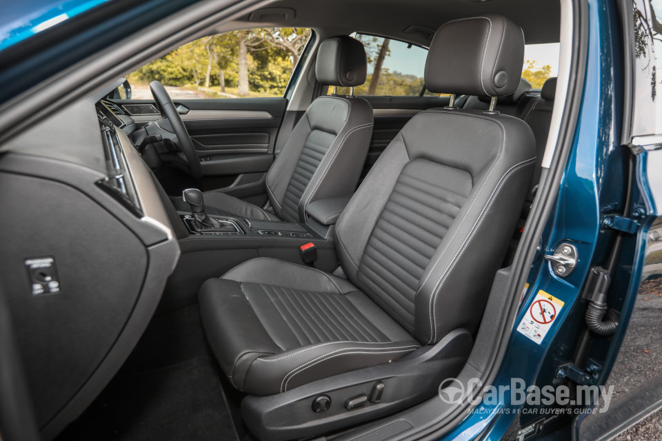 Volkswagen Passat B8.5 (2020) Interior