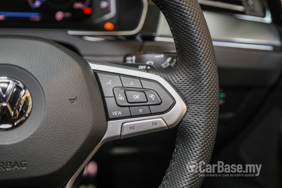 Volkswagen Passat B8.5 (2020) Interior