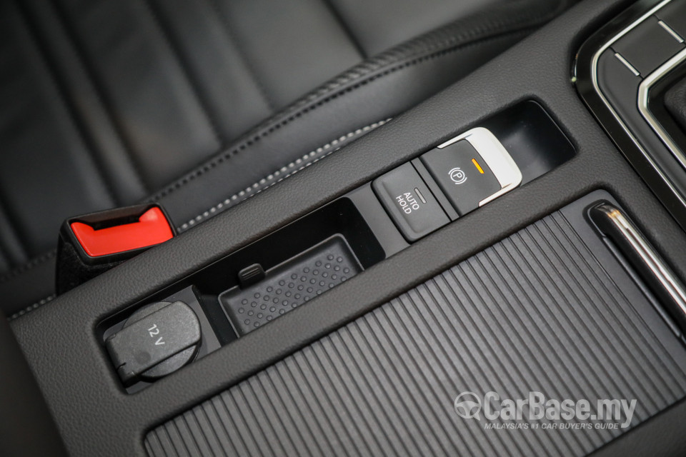 Volkswagen Passat B8.5 (2020) Interior