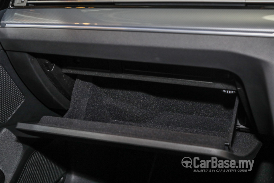 Volkswagen Passat B8.5 (2020) Interior