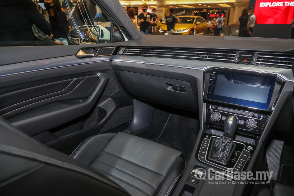 Volkswagen Passat B8.5 (2020) Interior