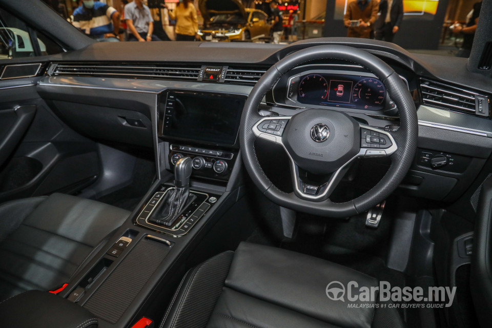 Volkswagen Passat B8.5 (2020) Interior