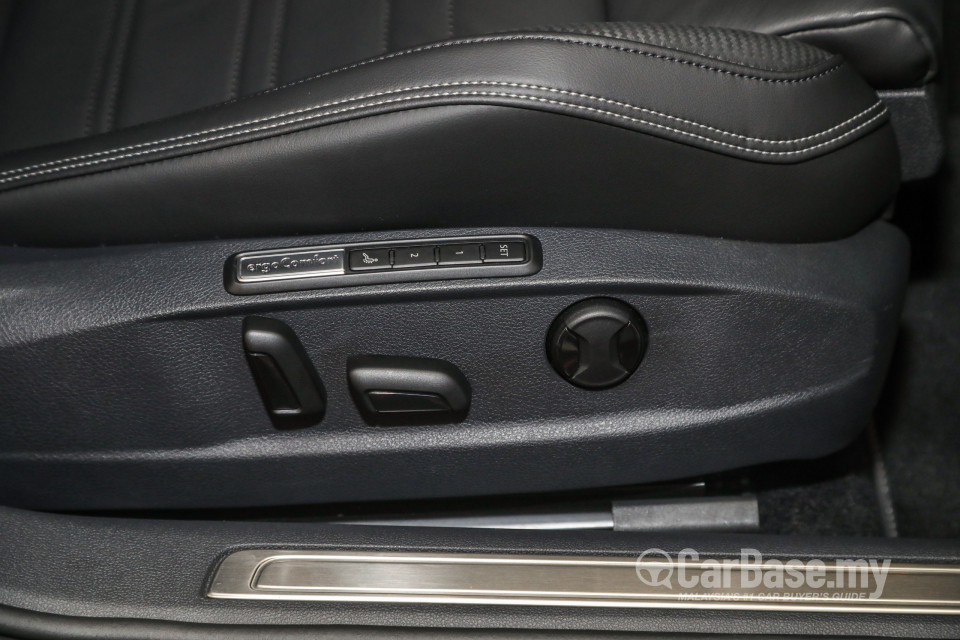Volkswagen Passat B8.5 (2020) Interior