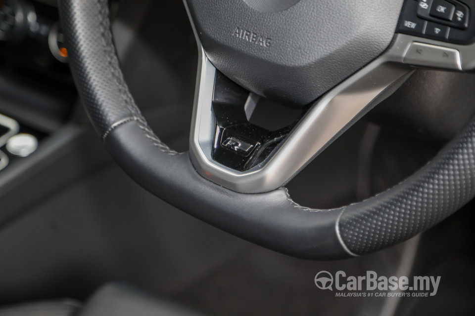 Volkswagen Passat B8.5 (2020) Interior