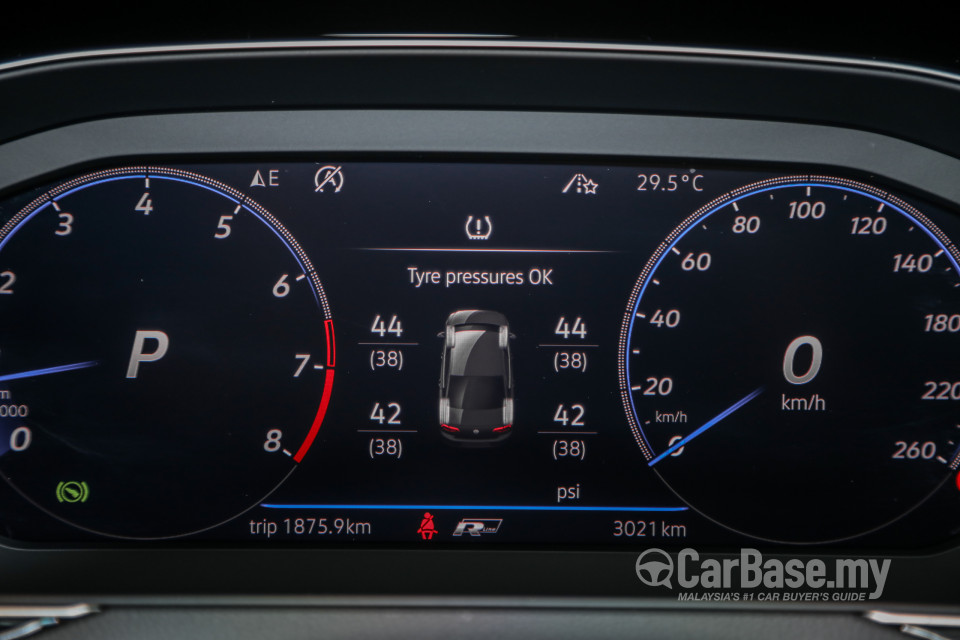Volkswagen Passat B8.5 (2020) Interior