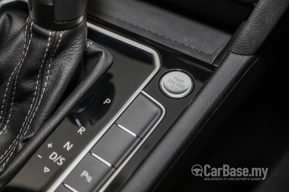 Volkswagen Passat B8.5 (2020) Interior