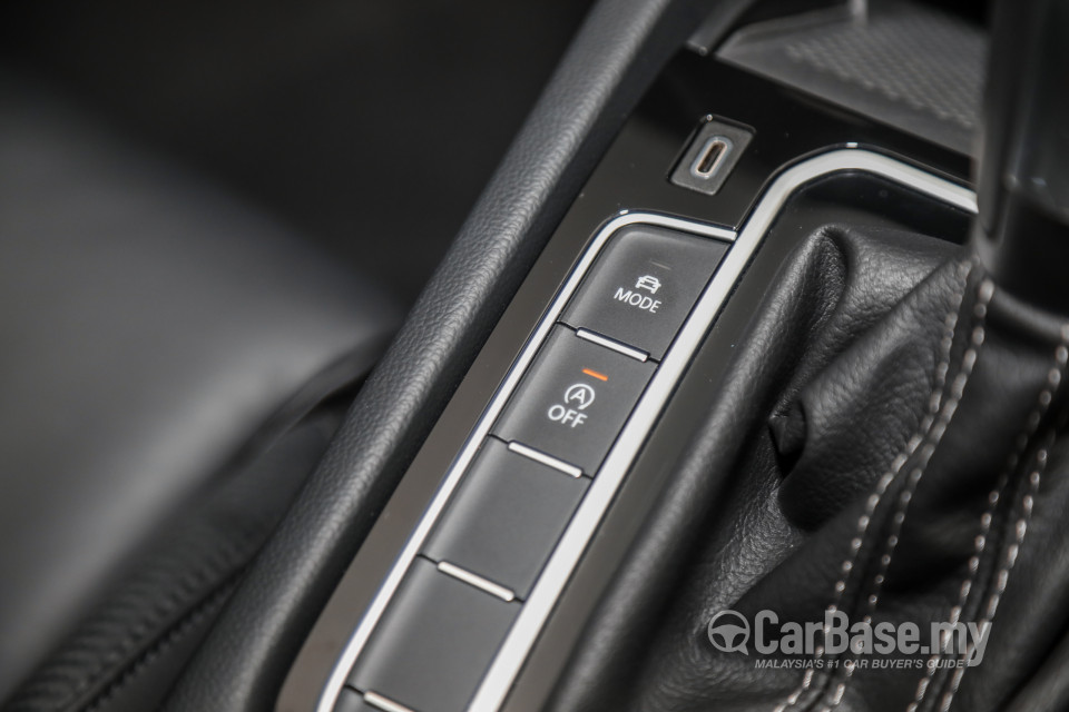Volkswagen Passat B8.5 (2020) Interior