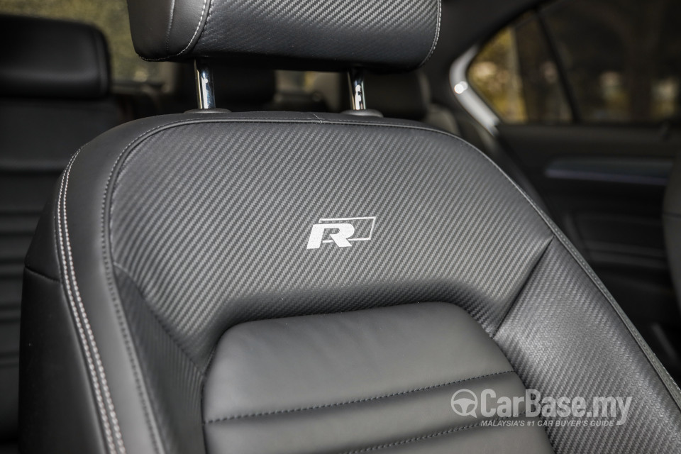 Volkswagen Passat B8.5 (2020) Interior