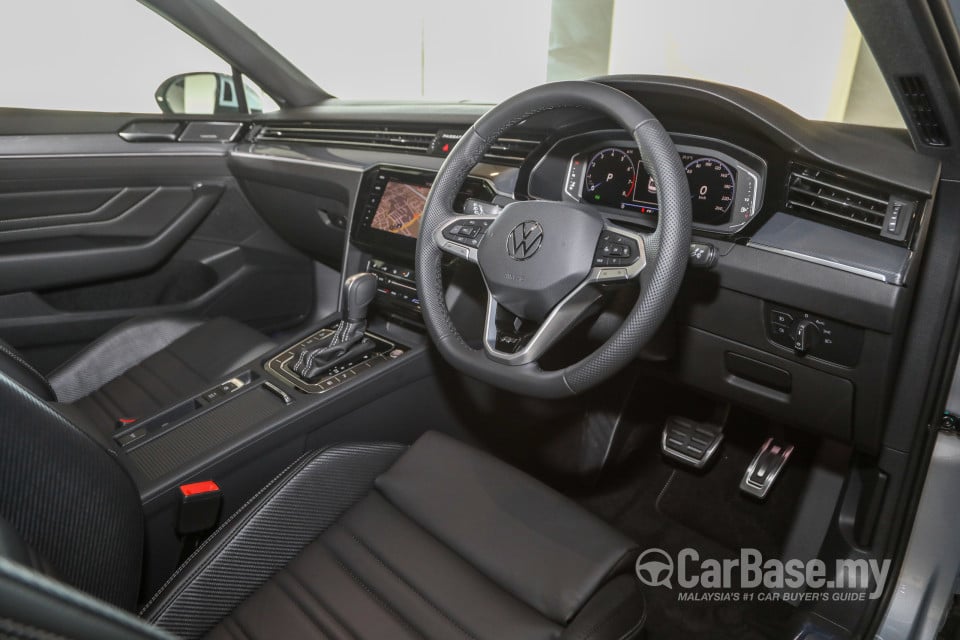 Volkswagen Passat B8.5 (2020) Interior