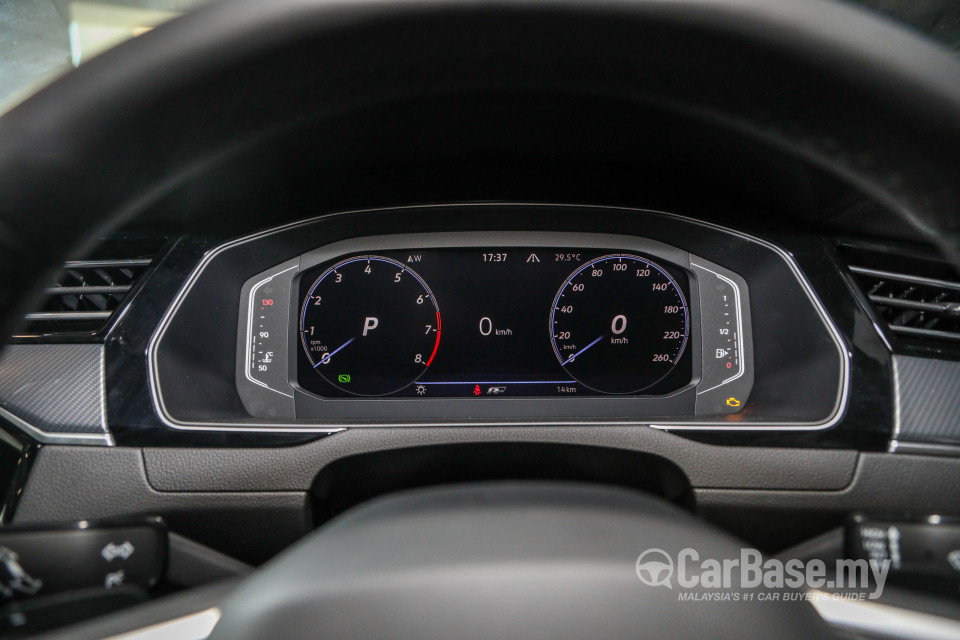 Volkswagen Passat B8.5 (2020) Interior