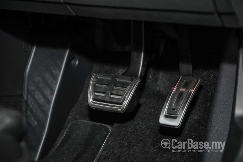 Volkswagen Passat B8.5 (2020) Interior