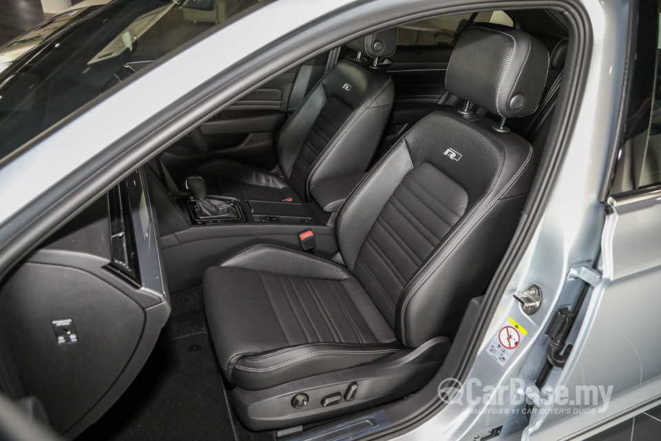 Volkswagen Passat B8.5 (2020) Interior