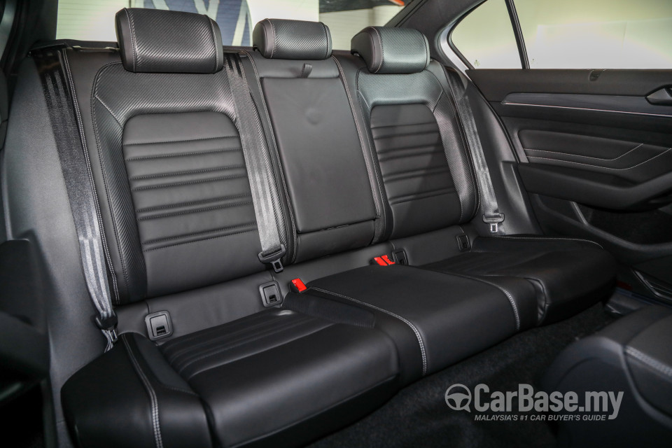 Volkswagen Passat B8.5 (2020) Interior