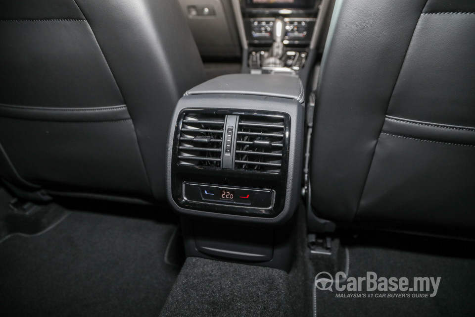 Volkswagen Passat B8.5 (2020) Interior