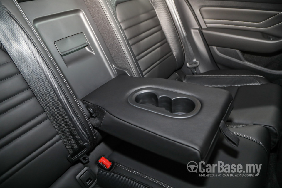 Volkswagen Passat B8.5 (2020) Interior