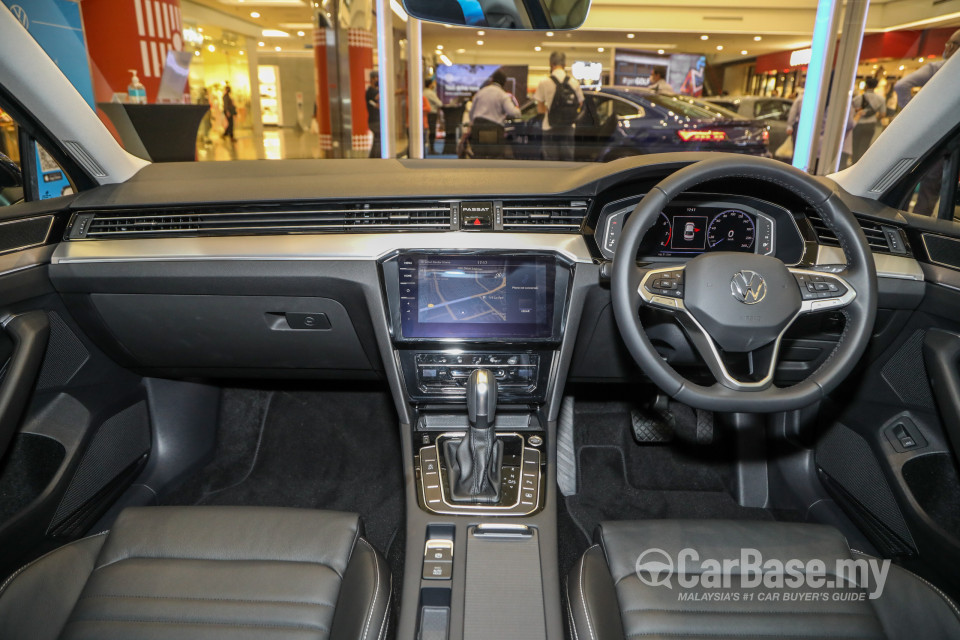 Volkswagen Passat B8.5 (2020) Interior