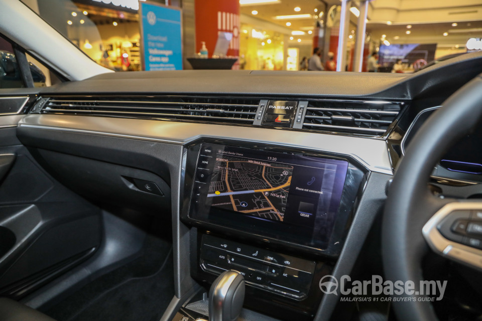 Volkswagen Passat B8.5 (2020) Interior