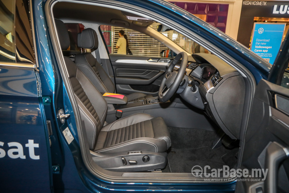 Volkswagen Passat B8.5 (2020) Interior