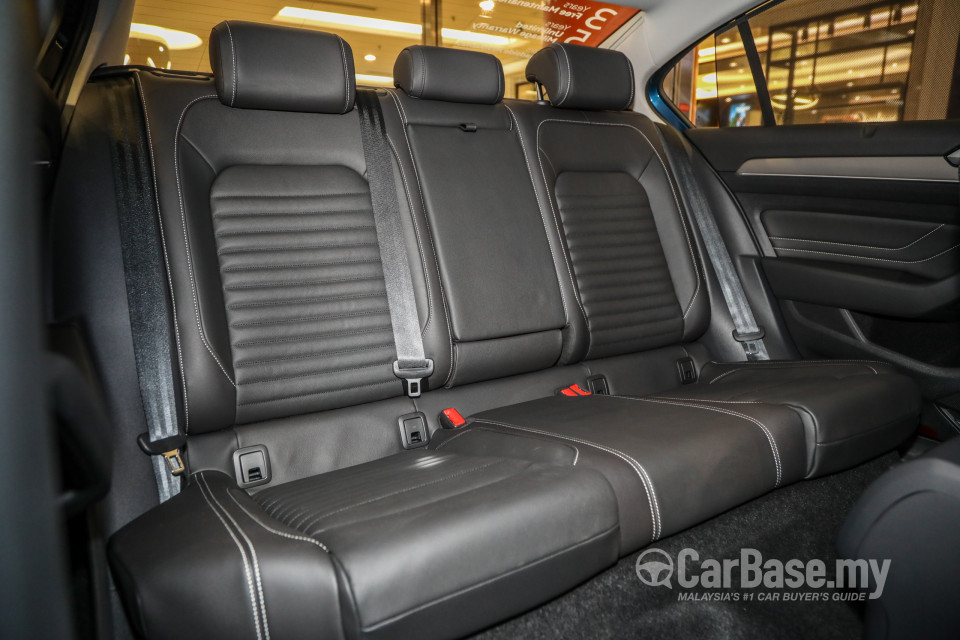 Volkswagen Passat B8.5 (2020) Interior