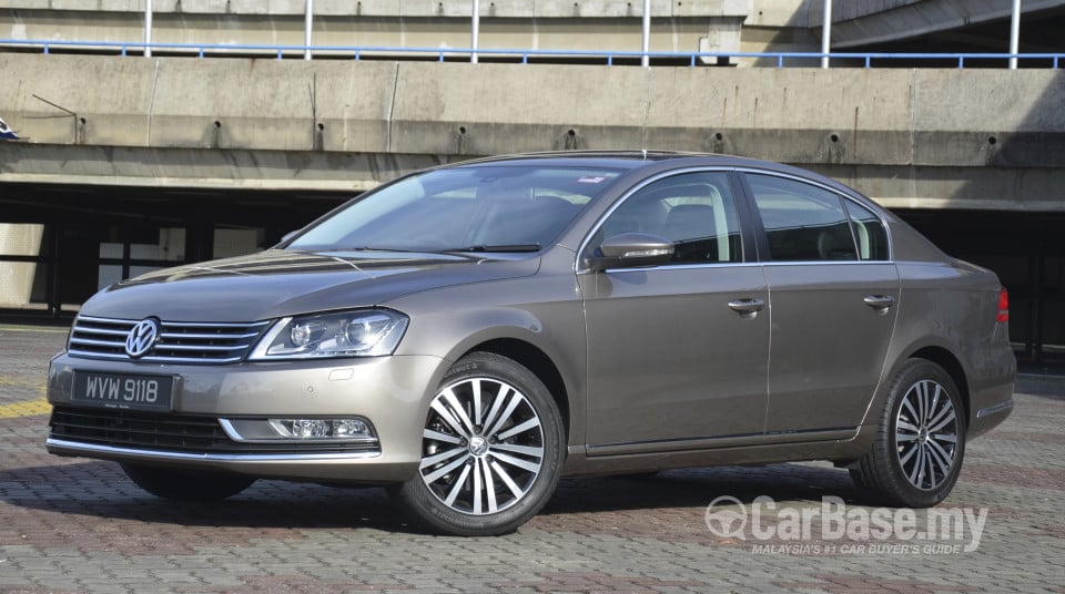 Volkswagen Passat B7 (2011) Exterior