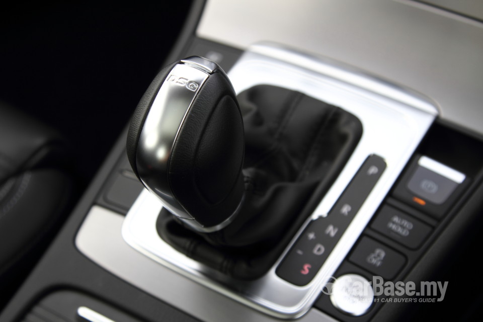 Volkswagen CC Mk1 Facelift (2009) Interior
