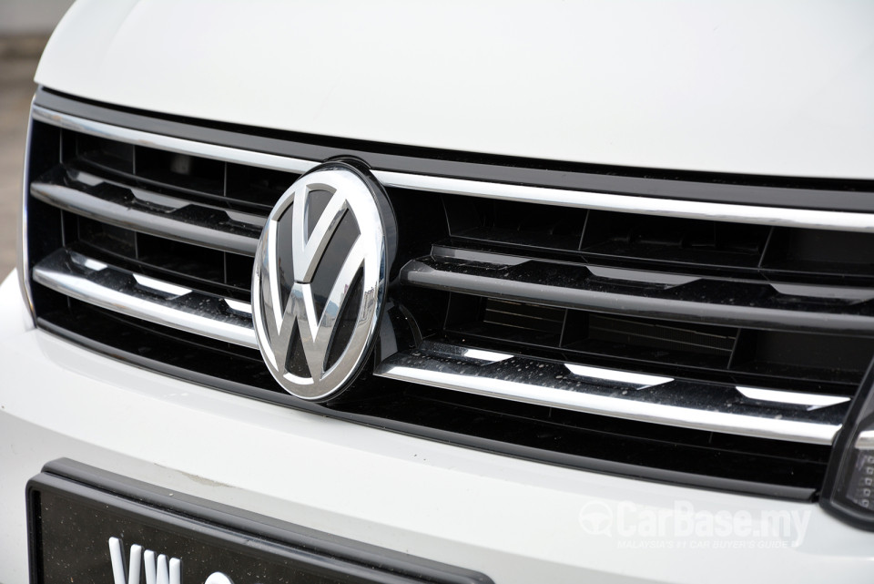 Volkswagen Tiguan Mk2 (2017) Exterior
