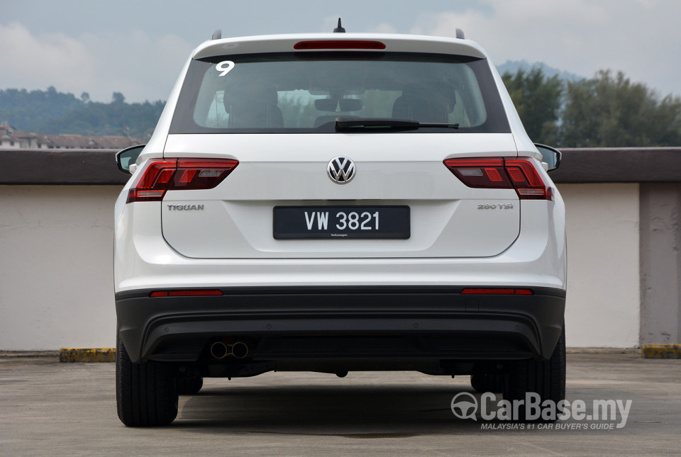 Volkswagen Tiguan Mk2 (2017) Exterior