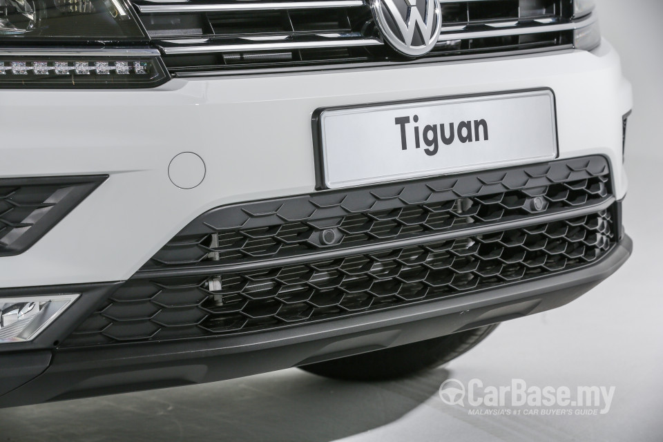 Volkswagen Tiguan Mk2 (2017) Exterior