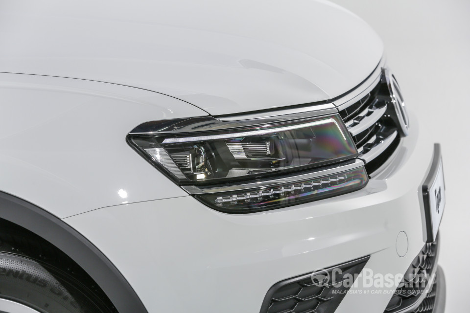 Volkswagen Tiguan Mk2 (2017) Exterior