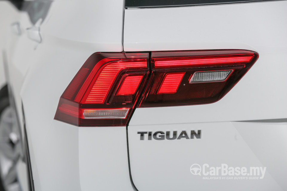 Volkswagen Tiguan Mk2 (2017) Exterior