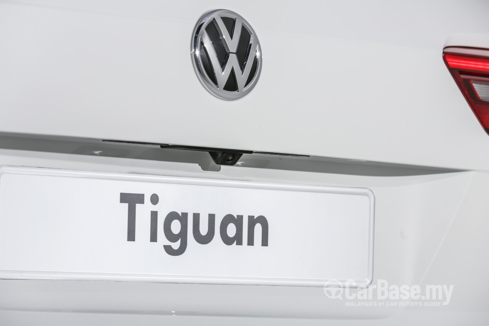 Volkswagen Tiguan Mk2 (2017) Exterior