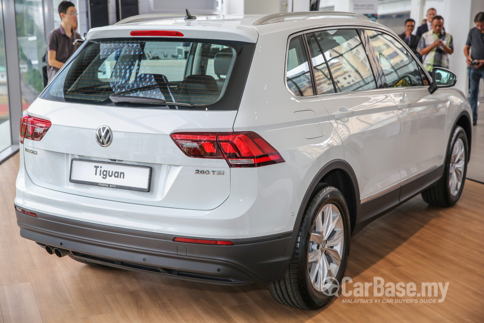 Volkswagen Tiguan Mk2 (2017) Exterior