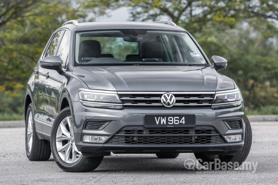 Volkswagen Tiguan Mk2 (2017) Exterior
