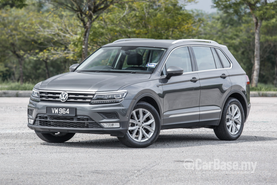 Volkswagen Tiguan Mk2 (2017) Exterior
