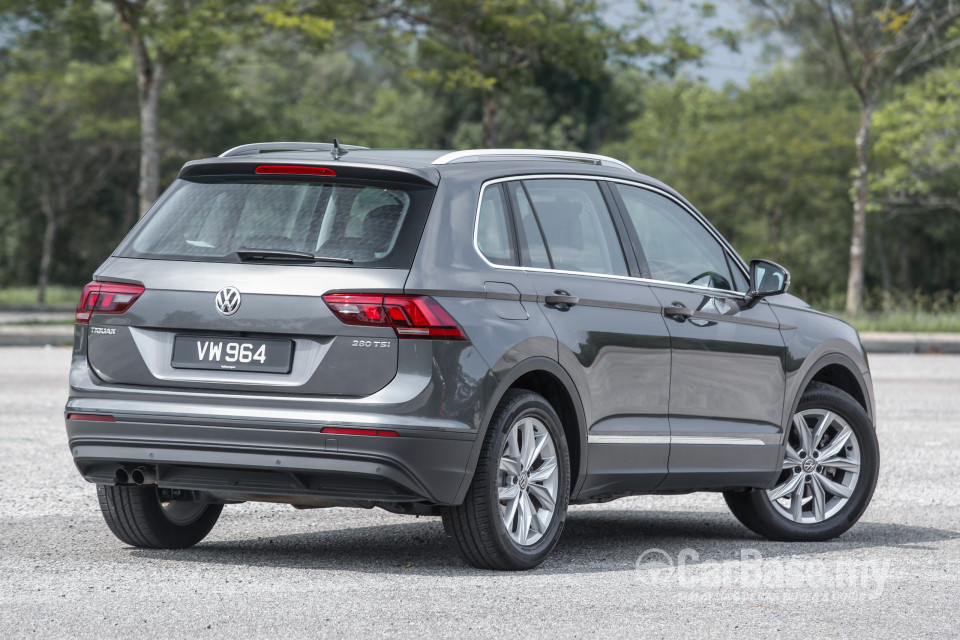 Volkswagen Tiguan Mk2 (2017) Exterior