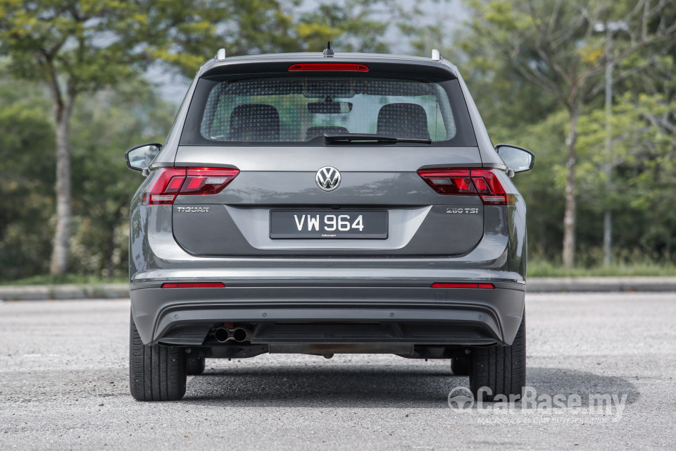 Volkswagen Tiguan Mk2 (2017) Exterior