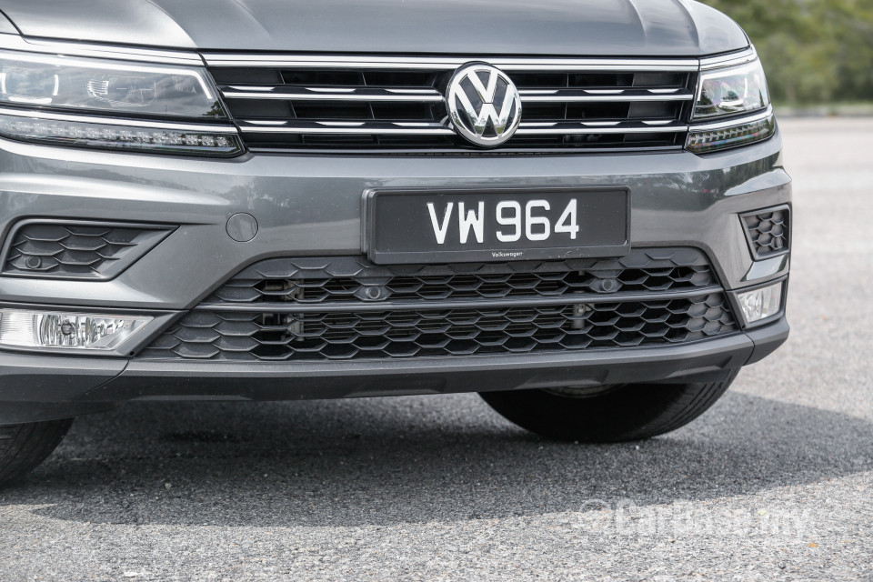 Volkswagen Tiguan Mk2 (2017) Exterior