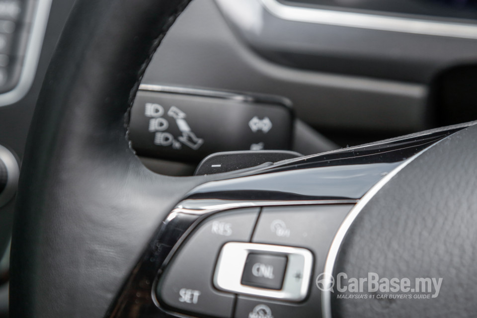 Volkswagen Tiguan Mk2 (2017) Interior
